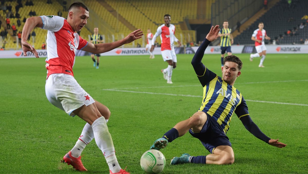 Konferans Ligi: Fenerbahçe play-off turu ilk maçında Slavia Prag’a yenildi