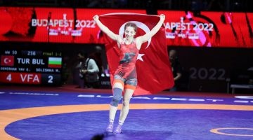 Milli güreşçi Evin Demirhan Yavuz, Avrupa şampiyonu oldu