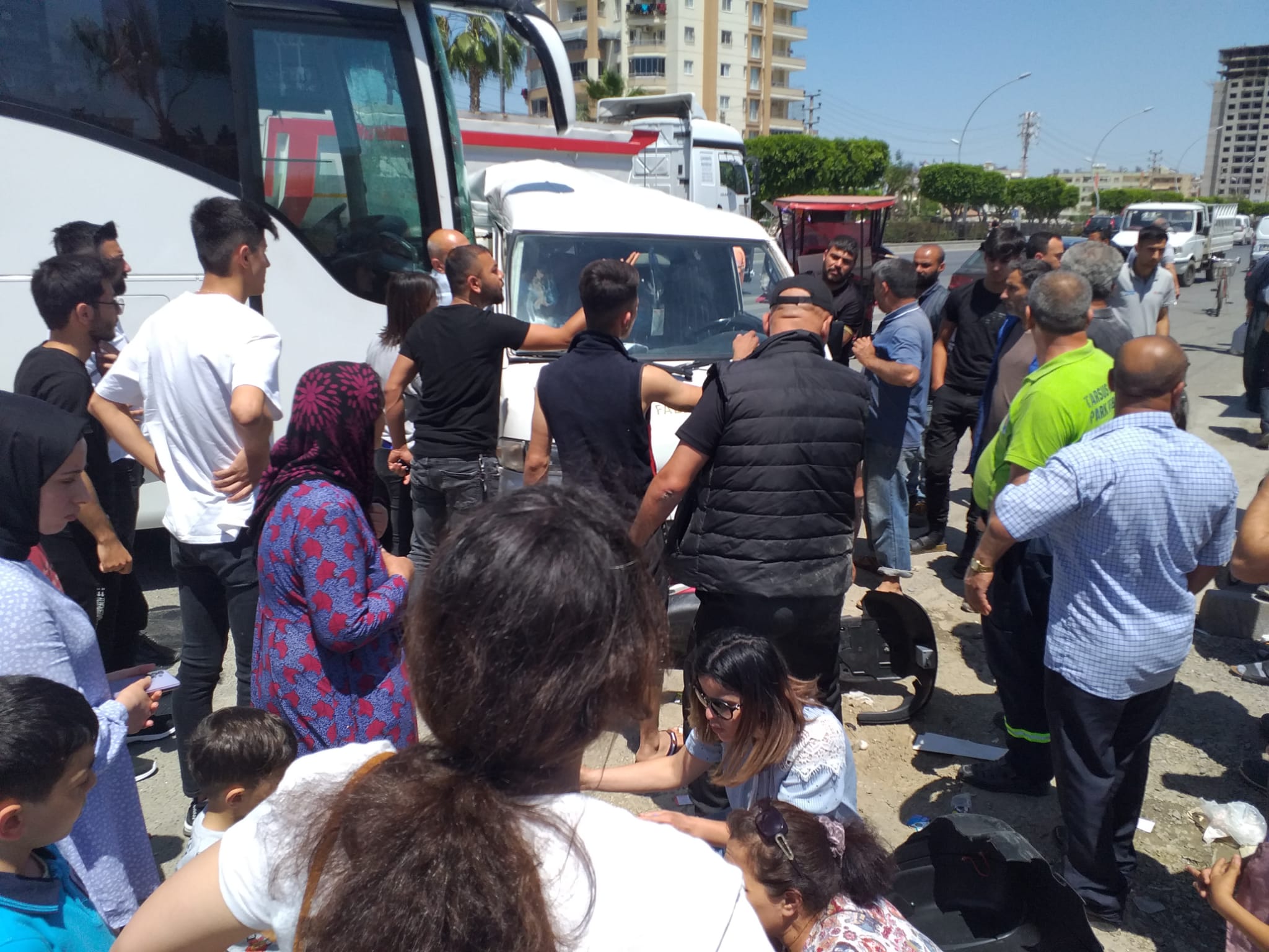 Tarsus’ta trafik kazasında 3 kişi yaralandı