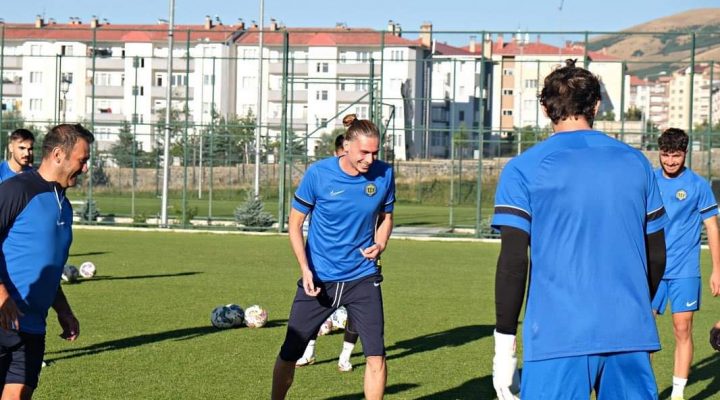 TFF 2. Lig Beyaz Grupta mücadele eden Tarsus İdman Yurdu’nda ikinci kamp dönemi başladı.